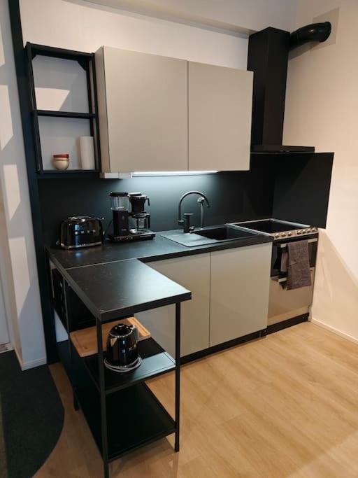 Brooms - Newly Renovated Central Studio Apartment Jakobstad Exteriör bild